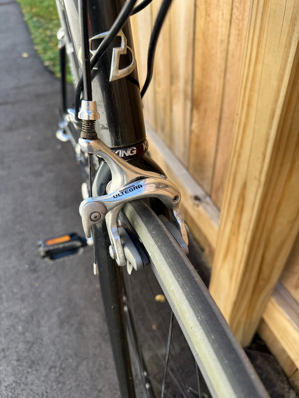 Pre-Owned - Trek 5200 56cm Black