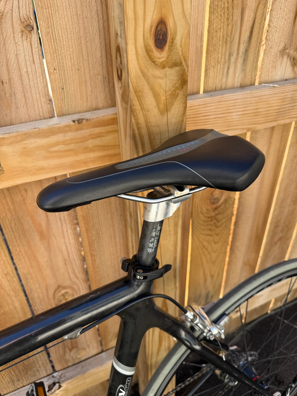 Pre-Owned - Trek 5200 56cm Black