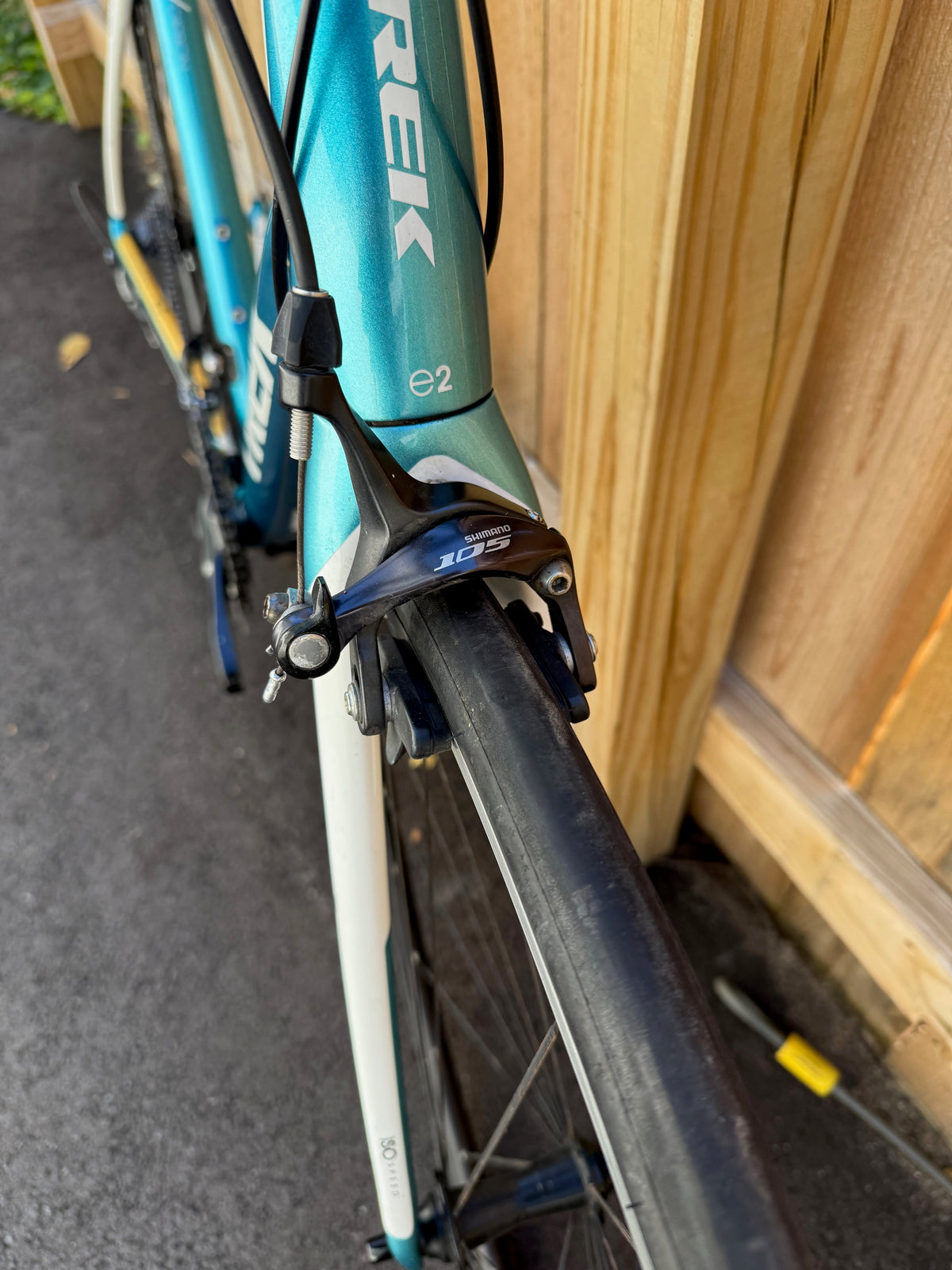 Pre-Owned - Trek Domane 4.3 58cm Blue/White
