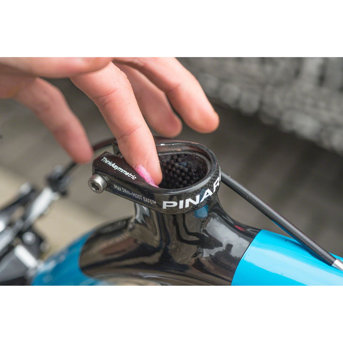 Carbon Gripper
