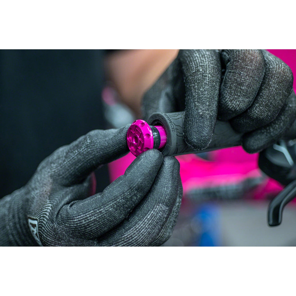 Stealth Tubeless Puncture Plugs Tire Repair Kit