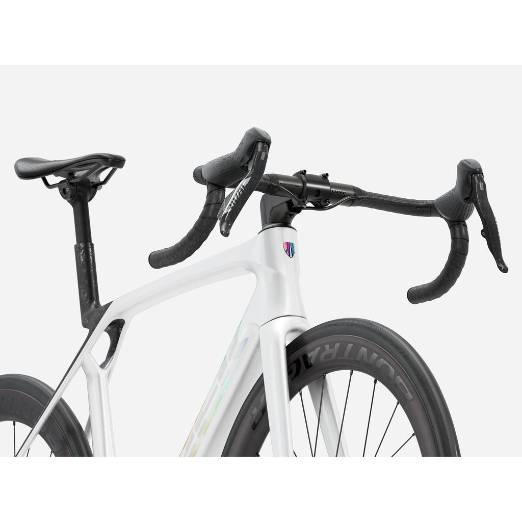 Madone SL 6 AXS Gen 8